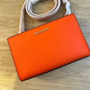 Michael Kors Sheila Crossbody - Poppy